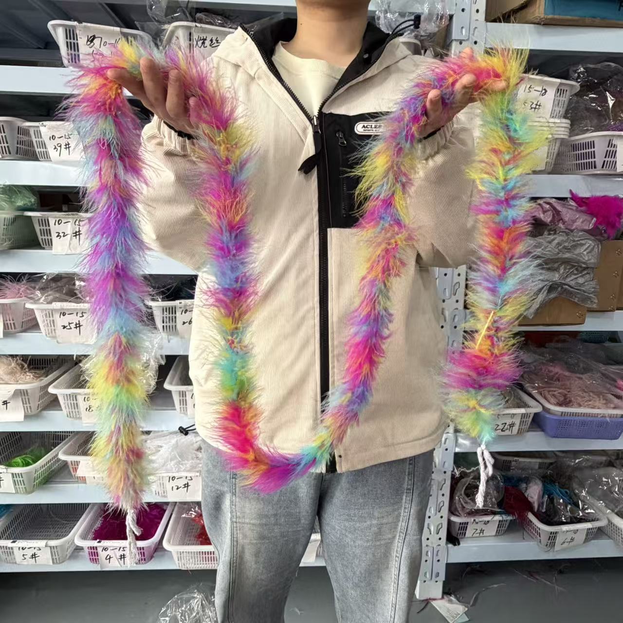 Boa de Penas de Marabu Multico - Feather Trim Marabou avaliação e preço